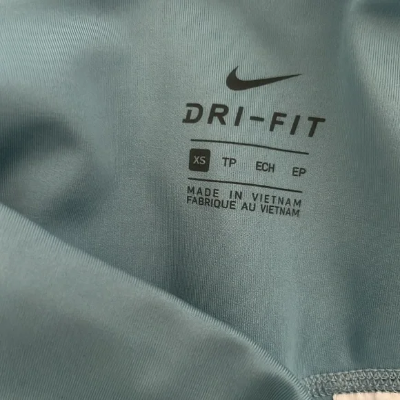 Nike leggings - Picture 2 of 3